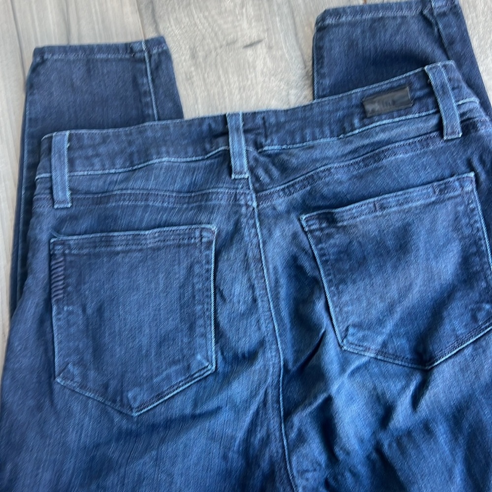 Paige Jeans stretch, skinny, dark wash Hoxton Ankle 28 Made in USA